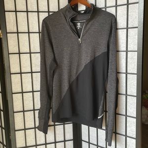 RABBIT EZ ZIP men’s small quarter zip running top with reflective stripe